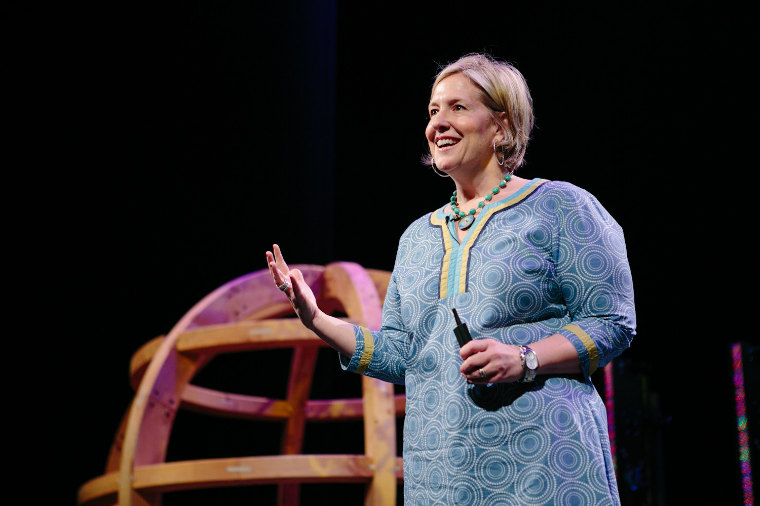 Sizzterhood Reads: Dare to Lead by Brené Brown